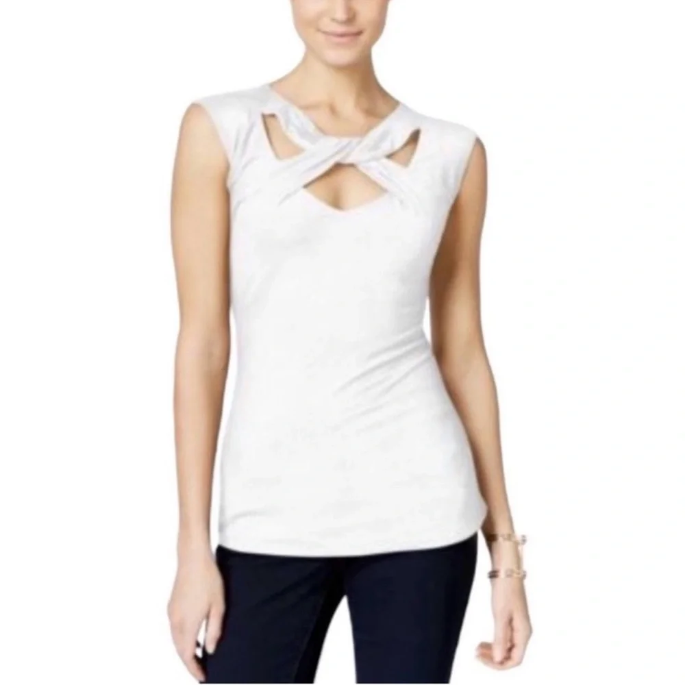 INC International Concepts White Twist Neck Short Sleeve Top Size Medium - Picture 1 of 6